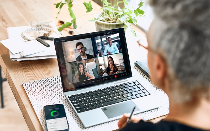 cisco-teammate-working-from-home-virtual-meeting